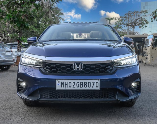 Second-hand 2024 Honda City ZX CVT for sale in Mumbai-5
