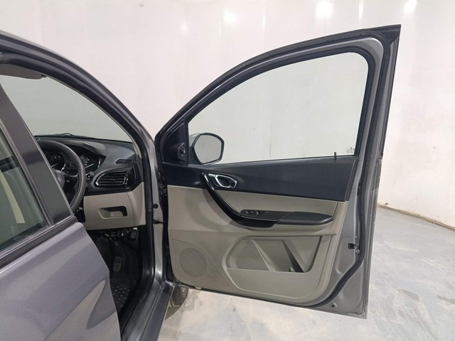 Second-hand 2019 Tata Tiago 1.2 Revotron XZA for sale in Kochi-16