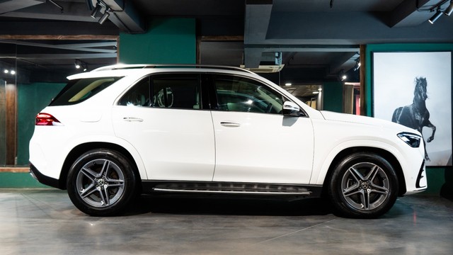 Second-hand 2025 Mercedes-Benz GLE 300d 4Matic AMG Line for sale in New Delhi-1