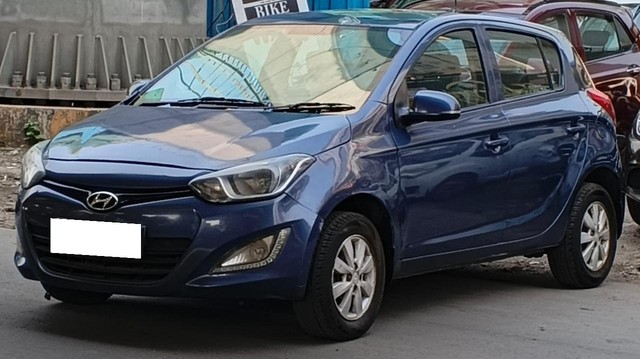 Hyundai i20 Sportz 1.2 Second-hand 2013 Hyundai i20 Sportz 1.2 for sale in Mira Road-2
