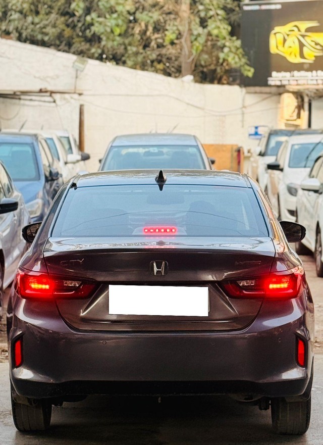 Honda City ZX CVT Second-hand 2023 Honda City ZX CVT for sale in Mira Road-1