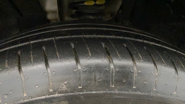 Second-hand 2021 Nissan Magnite XL BSVI for sale in Lucknow-4