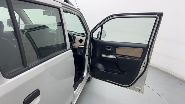 Second-hand 2018 Maruti Suzuki Wagon R CNG LXI for sale in Sonipat-16