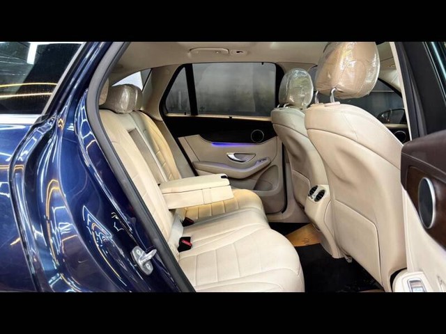 Second-hand 2021 Mercedes-Benz GLC 200 for sale in Nashik-5