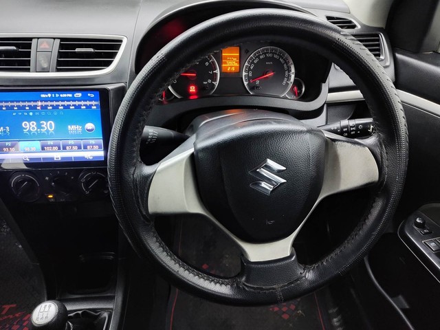 Second-hand 2016 Maruti Suzuki Swift VXI for sale in Visakhapatnam-37