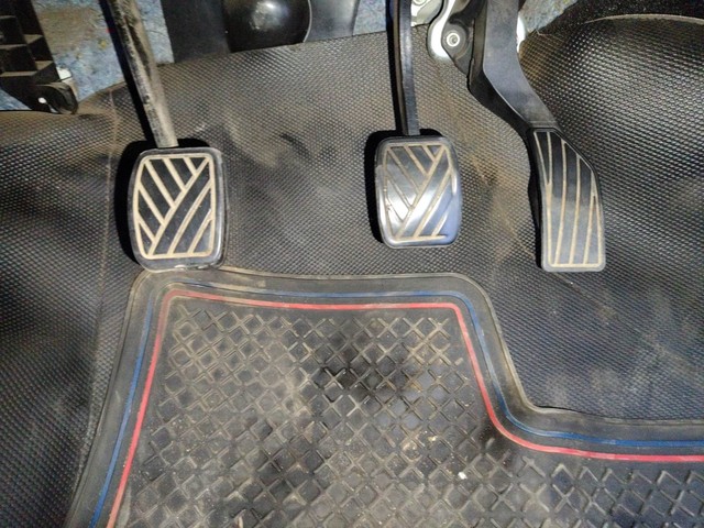 Second-hand 2016 Maruti Suzuki Swift VXI for sale in Visakhapatnam-14