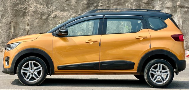 Second-hand 2022 Renault Triber RXZ BSVI for sale in Pune-5