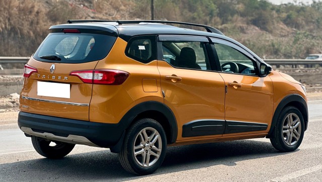 Second-hand 2022 Renault Triber RXZ BSVI for sale in Pune-2