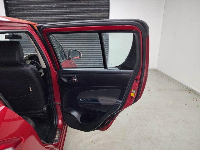 Second-hand 2014 Maruti Suzuki Swift VXI for sale in Visakhapatnam-33