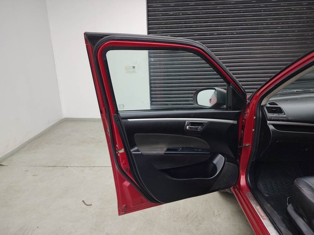 Second-hand 2014 Maruti Suzuki Swift VXI for sale in Visakhapatnam-27