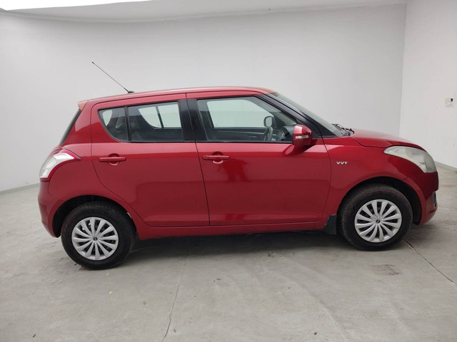 Second-hand 2014 Maruti Suzuki Swift VXI for sale in Visakhapatnam-2