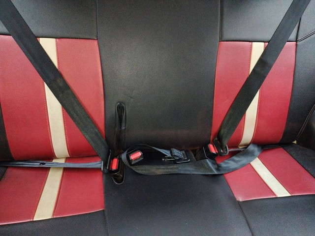 Second-hand 2014 Maruti Suzuki Swift VXI for sale in Visakhapatnam-35