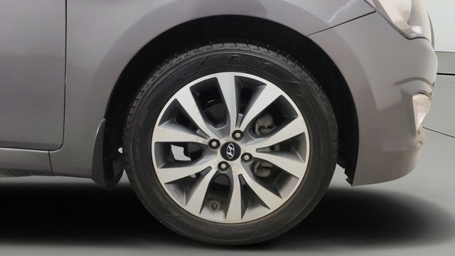 Second-hand 2015 Hyundai Verna 1.6 VTVT S Option for sale in Pune-24