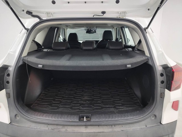 Second-hand 2020 Kia Seltos GTX Plus DCT for sale in Visakhapatnam-9