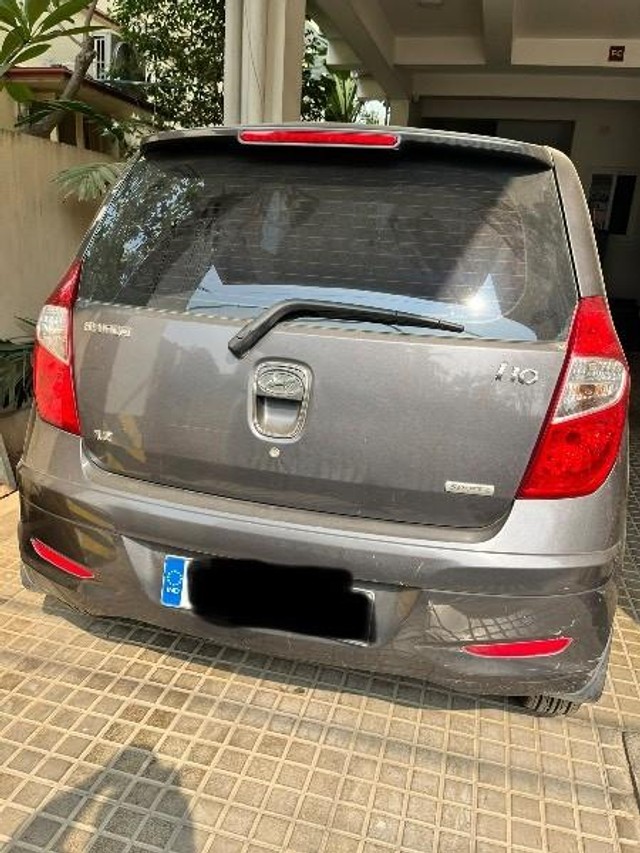 Second-hand 2011 Hyundai i10 Sportz for sale in Kanchipuram-1