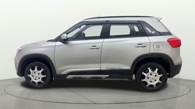 Second-hand 2022 Maruti Vitara Brezza VXI for sale in Hyderabad-17