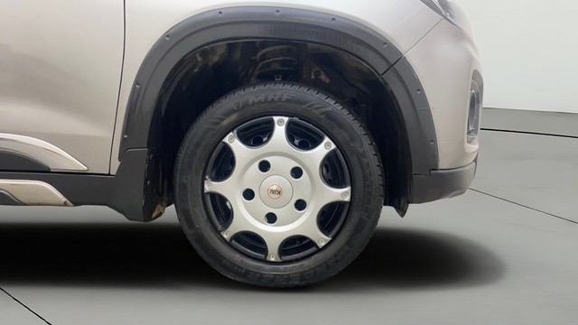 Second-hand 2022 Maruti Vitara Brezza VXI for sale in Hyderabad-27