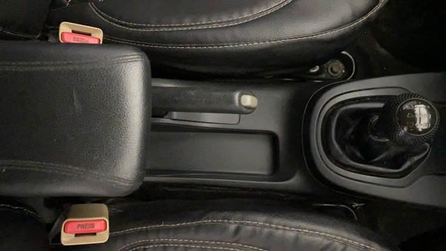 Honda Jazz 1.2 E i VTEC Second-hand 2016 Honda Jazz 1.2 E i VTEC for sale in Lucknow-22