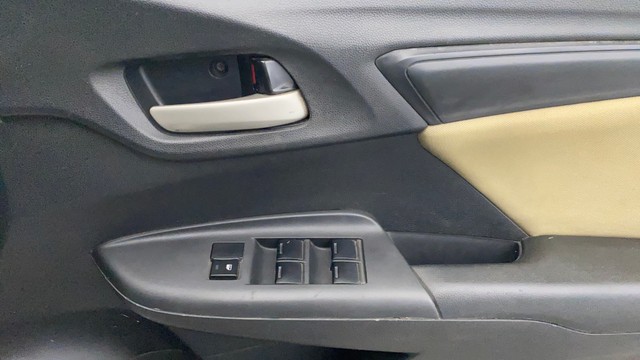 Honda Jazz 1.2 E i VTEC Second-hand 2016 Honda Jazz 1.2 E i VTEC for sale in Lucknow-10