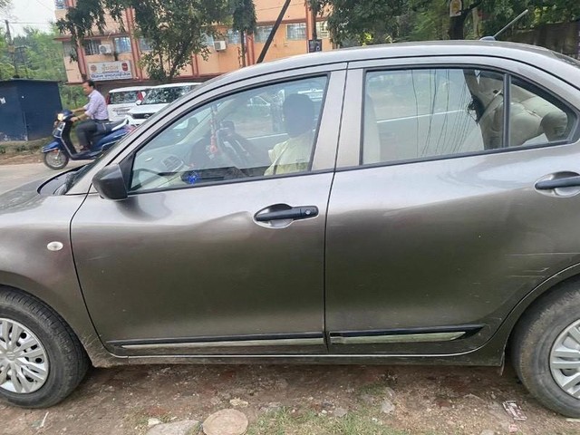 Maruti Suzuki Swift Dzire LXI 1.2 BS IV Second-hand 2018 Maruti Suzuki Swift Dzire LXI 1.2 BS IV for sale in Bokaro-3