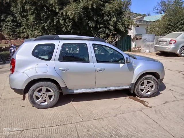 Second-hand 2013 Renault Duster RXZ AWD for sale in Solan-11