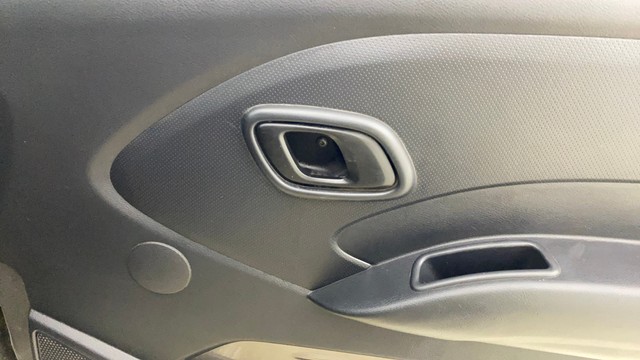 Second-hand 2017 Datsun RediGO T Option for sale in Ahmedabad-17