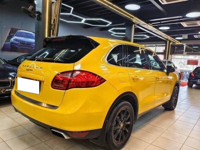 Second-hand 2014 Porsche Cayenne Diesel for sale in Mumbai-9