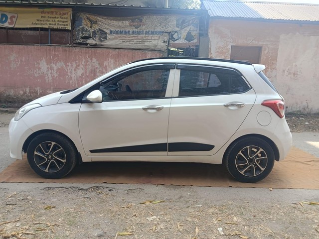Second-hand 2017 Hyundai Grand i10 1.2 Kappa Asta for sale in Darjeeling-4