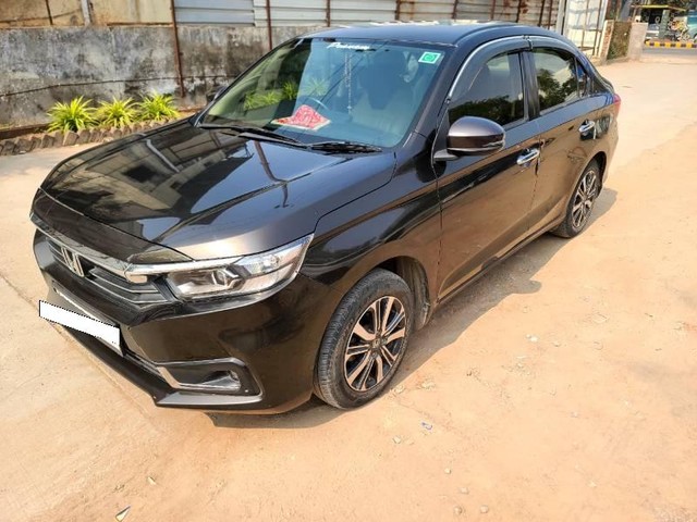 Second-hand 2022 Honda Amaze 2nd Gen VX CVT BSVI for sale in Vadodara-3