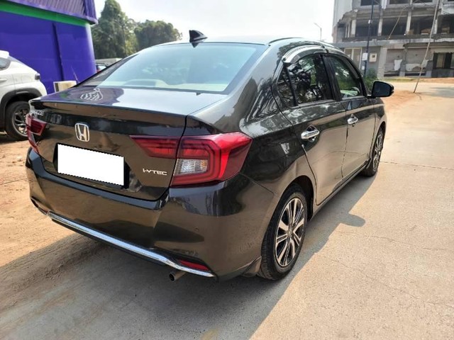 Second-hand 2022 Honda Amaze 2nd Gen VX CVT BSVI for sale in Vadodara-8
