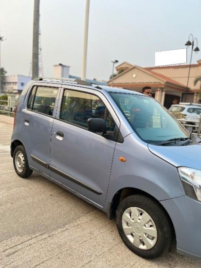 Second-hand 2011 Maruti Suzuki Wagon R LXI CNG for sale in Kakinada-1