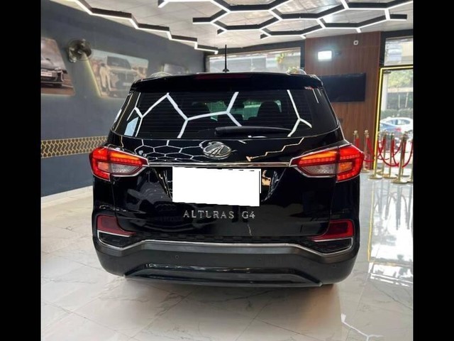 Second-hand 2019 Mahindra Alturas G4 4X4 AT BSIV for sale in Mumbai-1