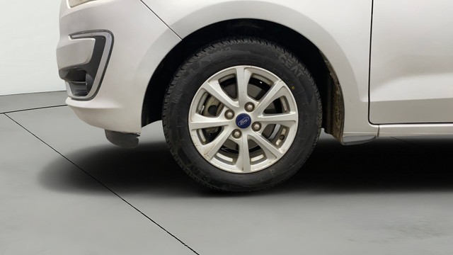 Second-hand 2019 Ford Figo 1.2P Titanium MT for sale in Lucknow-26