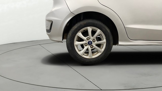 Second-hand 2019 Ford Figo 1.2P Titanium MT for sale in Lucknow-25