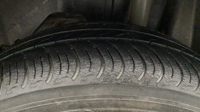 Second-hand 2019 Ford Figo 1.2P Titanium MT for sale in Lucknow-32