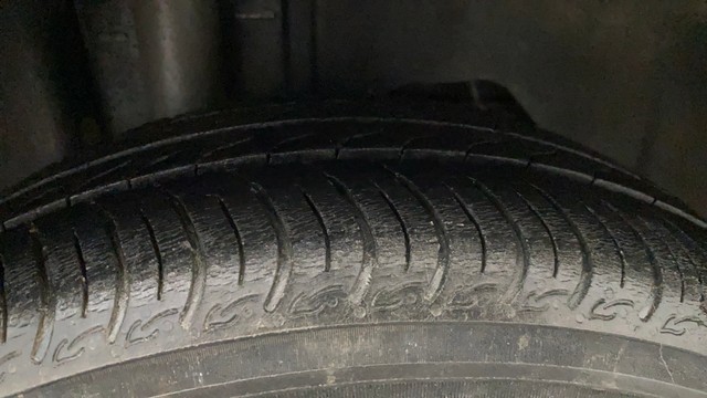 Second-hand 2019 Ford Figo 1.2P Titanium MT for sale in Lucknow-30