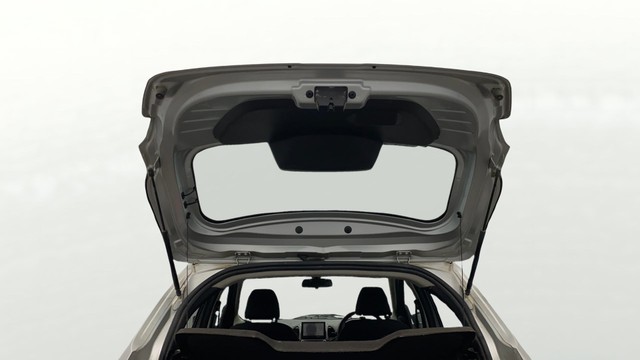 Second-hand 2019 Ford Figo 1.2P Titanium MT for sale in Lucknow-20