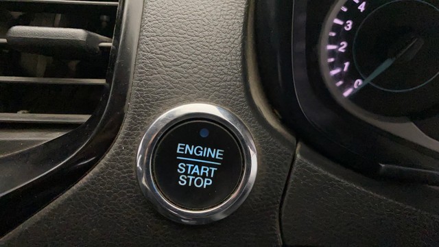 Second-hand 2019 Ford Figo 1.2P Titanium MT for sale in Lucknow-23