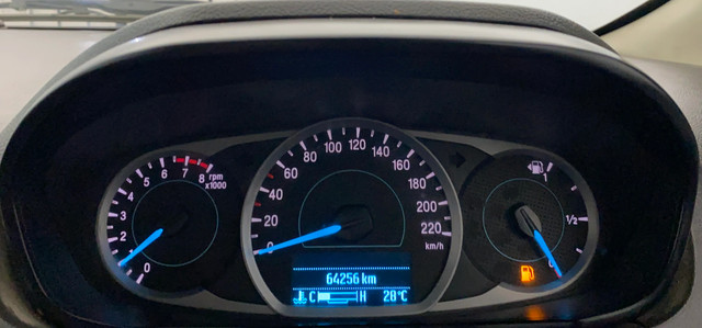 Second-hand 2019 Ford Figo 1.2P Titanium MT for sale in Lucknow-11