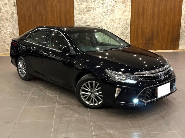 Second-hand 2018 Toyota Camry 2.5 Hybrid for sale in New Delhi-14