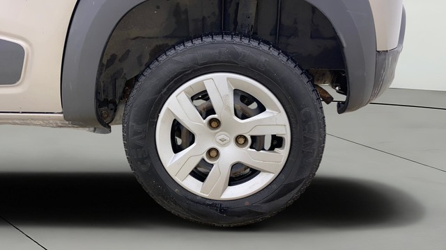 Second-hand 2018 Renault KWID RXT for sale in Ahmedabad-28