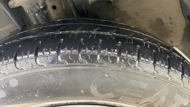 Second-hand 2018 Renault KWID RXT for sale in Ahmedabad-9