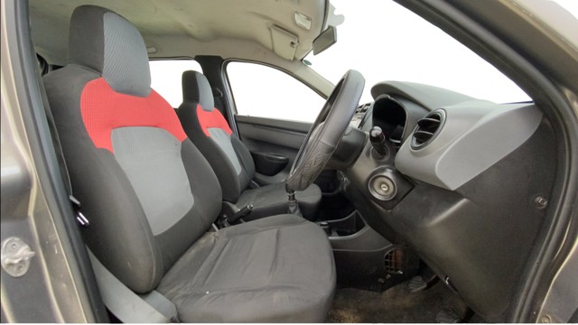 Second-hand 2018 Renault KWID RXT for sale in Ahmedabad-25