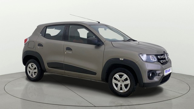 Second-hand 2018 Renault KWID RXT for sale in Ahmedabad-11