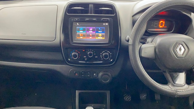 Second-hand 2018 Renault KWID RXT for sale in Ahmedabad-6