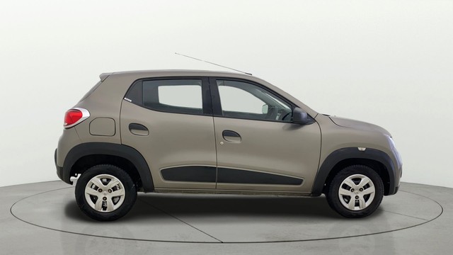 Second-hand 2018 Renault KWID RXT for sale in Ahmedabad-12