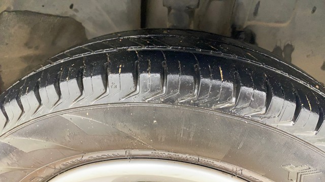 Second-hand 2018 Renault KWID RXT for sale in Ahmedabad-5