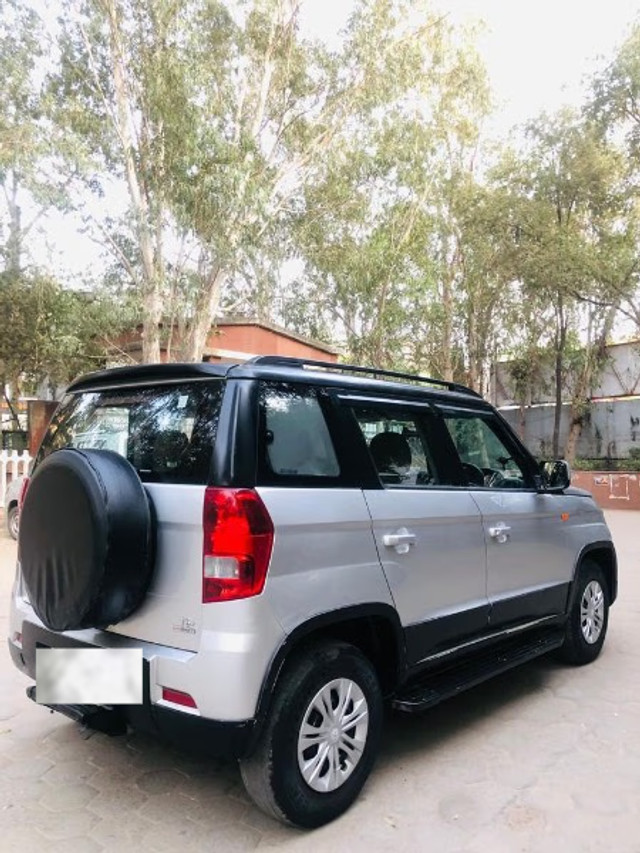 Second-hand 2016 Mahindra TUV 300 T6 Plus for sale in Ghaziabad-7
