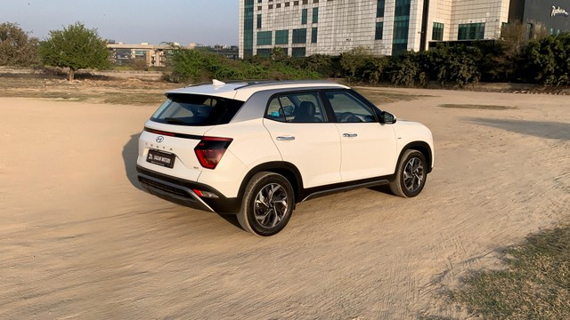 Second-hand 2023 Hyundai Creta SX Opt IVT BSVI for sale in New Delhi-2