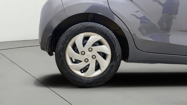 Second-hand 2021 Hyundai Santro Sportz for sale in Hyderabad-24